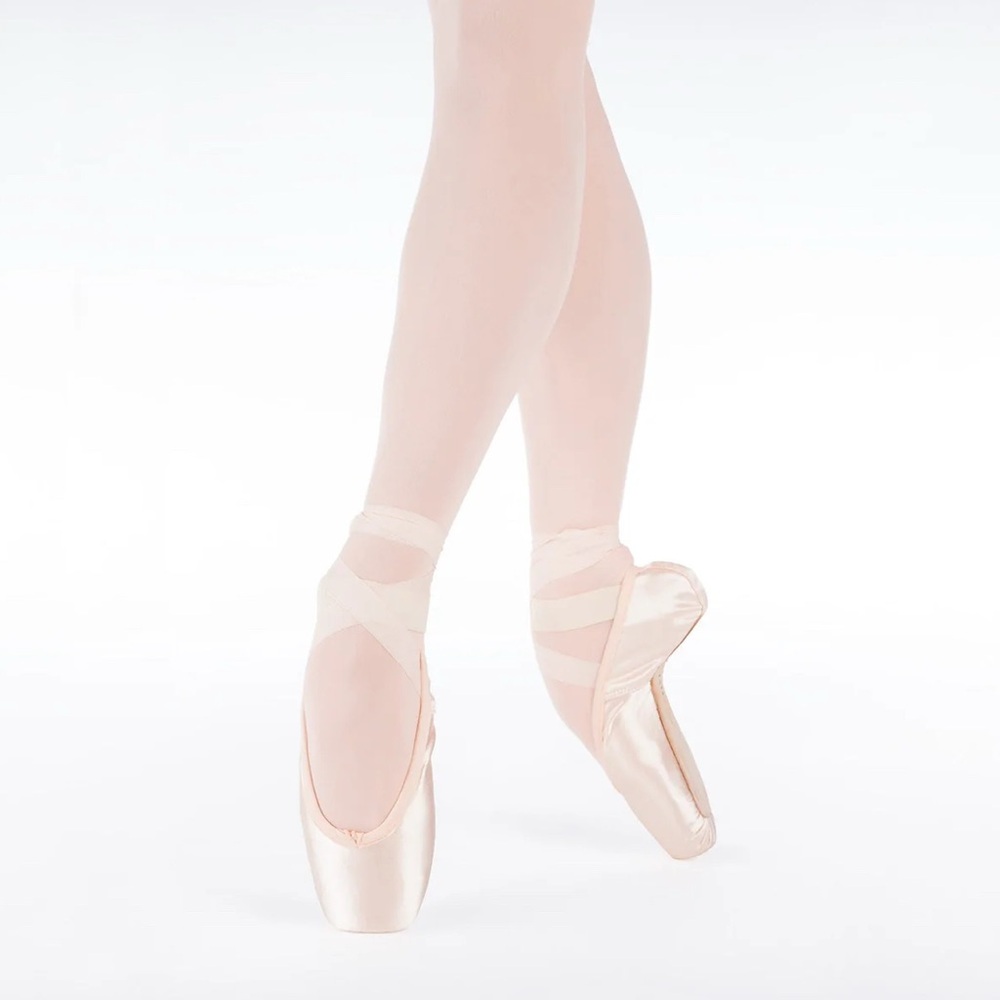 Brand New Suffolk Sterling Pointe Shoes – Size 5 XXXX
